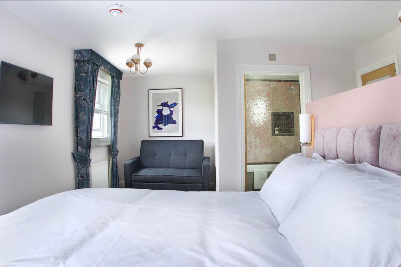 Hotel The Kings Arms à Kingston upon Thames  Extérieur photo
