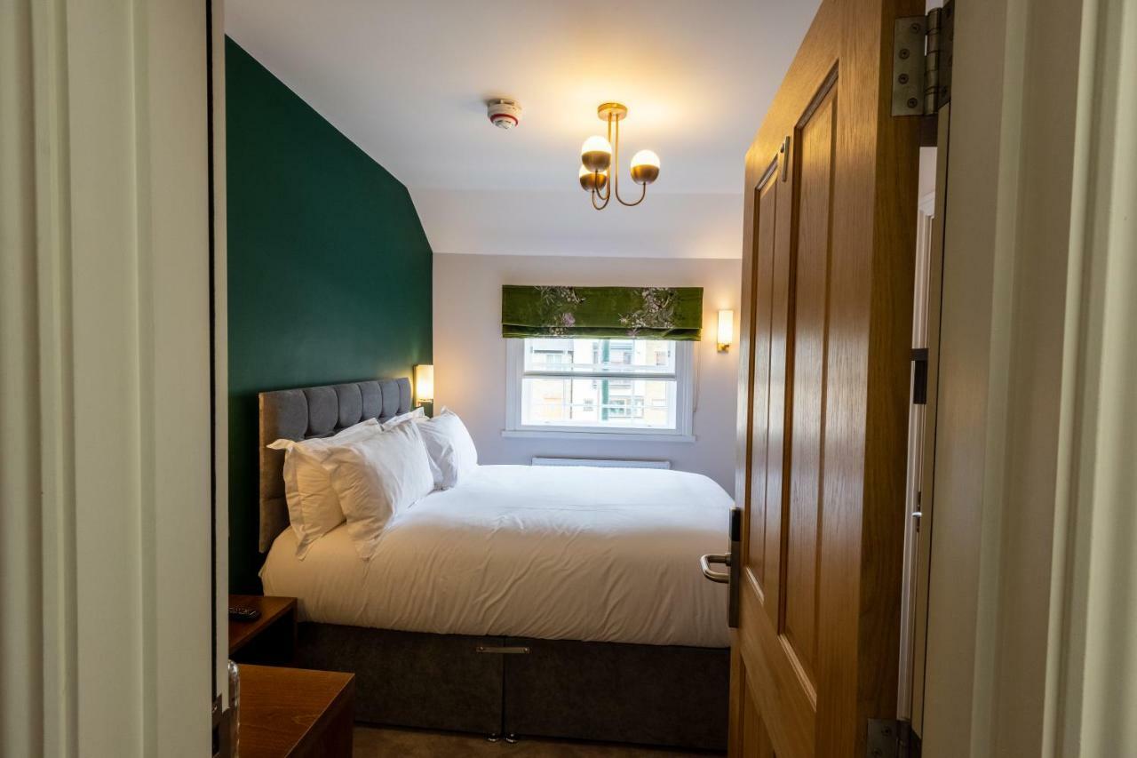 Hotel The Kings Arms à Kingston upon Thames  Extérieur photo