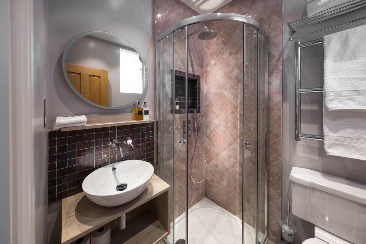 Hotel The Kings Arms à Kingston upon Thames  Extérieur photo