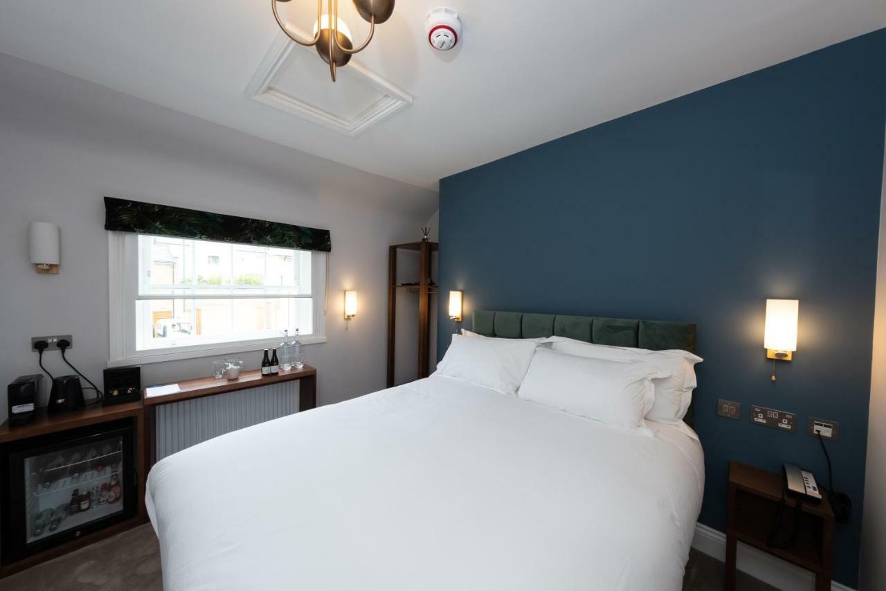 Hotel The Kings Arms à Kingston upon Thames  Extérieur photo